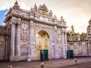 Dolmabahçe Palace with Bosphorus Cruise